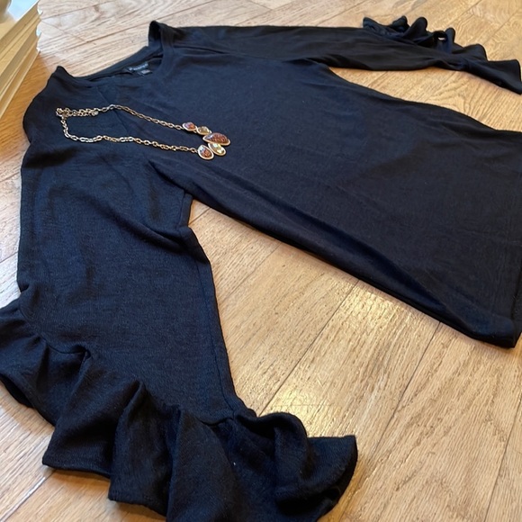 Banana Republic Black Sweater Bell Sleeve - Picture 2 of 10